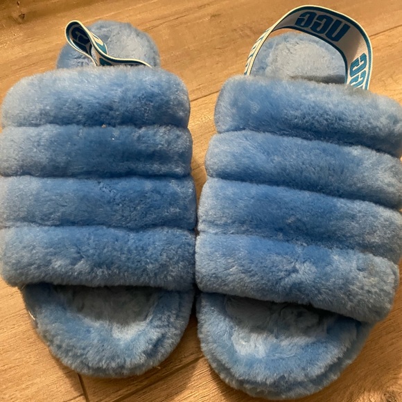 UGG Shoes - Ugg Slippers size 8 in w/